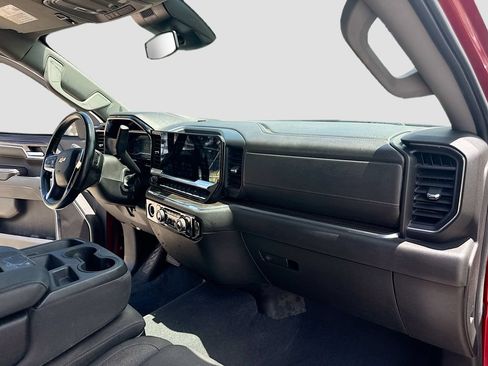Used 2023 Chevrolet Silverado 1500 LT AWD/4WD image 29