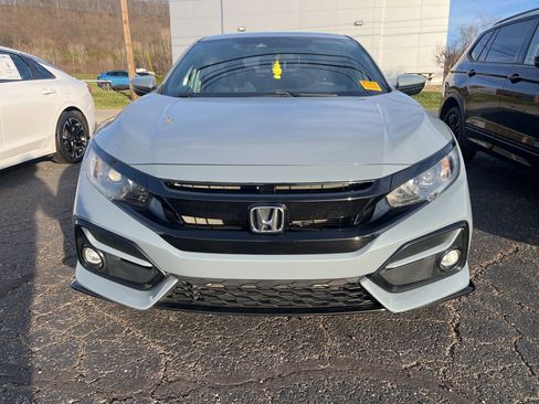 Used 2021 Honda Civic Sport image 2