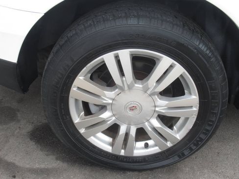 Used 2014 Cadillac SRX Luxury AWD/4WD image 5