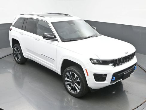 Used 2022 Jeep Grand Cherokee Overland image 49