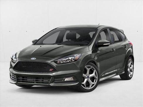 Used 2018 Ford Focus ST FWD image 1