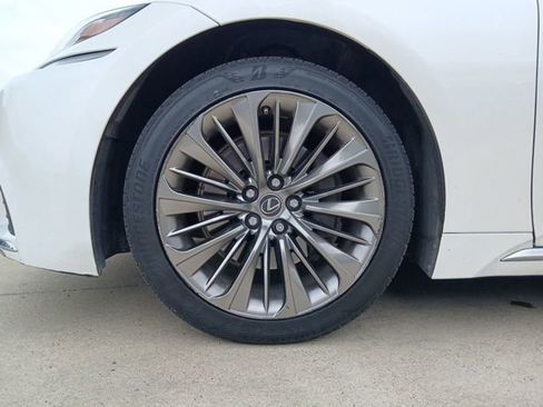 Used 2019 Lexus LS 500 RWD image 5