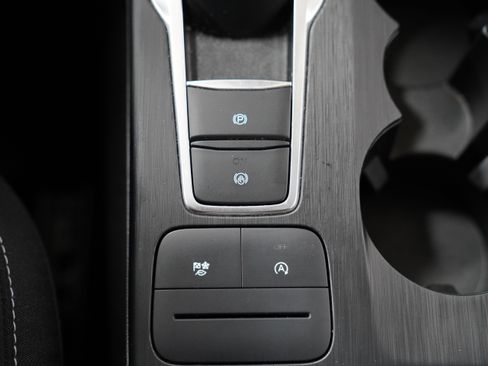 Used 2025 Ford Escape Active image 31