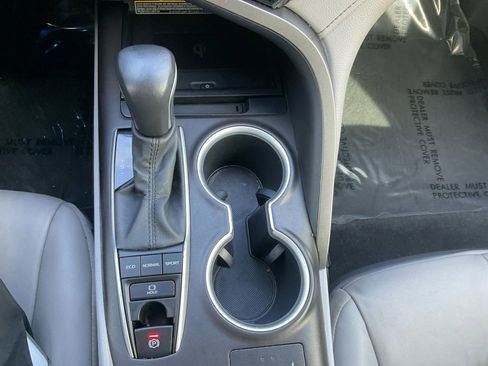 Used 2021 Toyota Camry XLE image 22