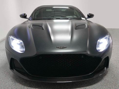 Used 2020 Aston Martin DBS Superleggera Volante RWD image 4