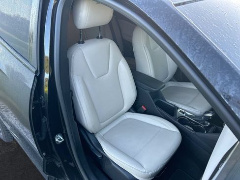 Used 2024 Buick Encore GX Sport Touring AWD/4WD image 28