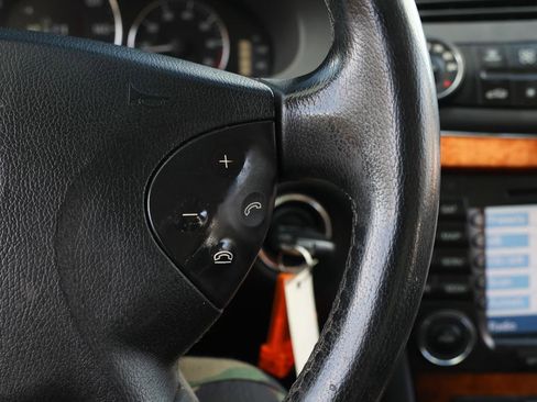 Used 2006 Mercedes-Benz E 350 4MATIC Sedan image 27