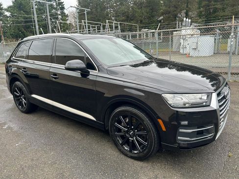 Used 2018 Audi Q7 3.0T Premium Plus w/ Premium Plus Package image 3