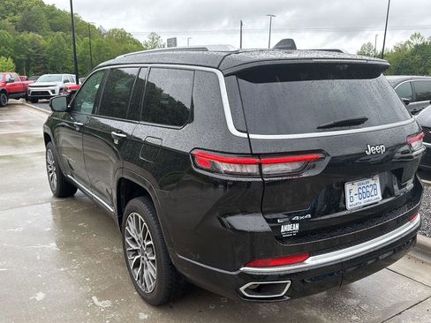 Used 2021 Jeep Grand Cherokee L Summit AWD/4WD image 5