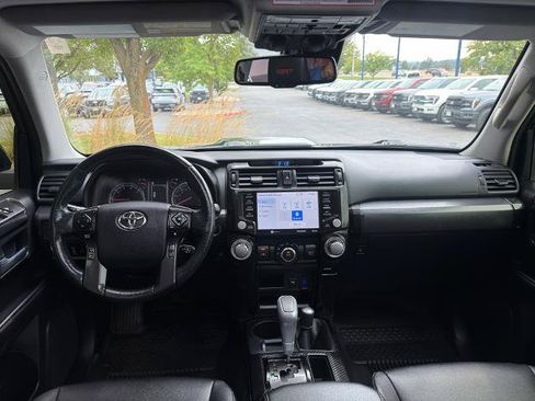 Used 2024 Toyota 4Runner TRD Off-Road Premium w/ Off Road Premium Plus Package AWD/4WD image 32