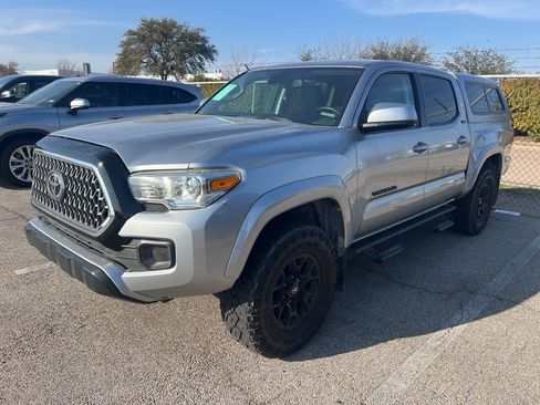 Used 2022 Toyota Tacoma SR5 image 1