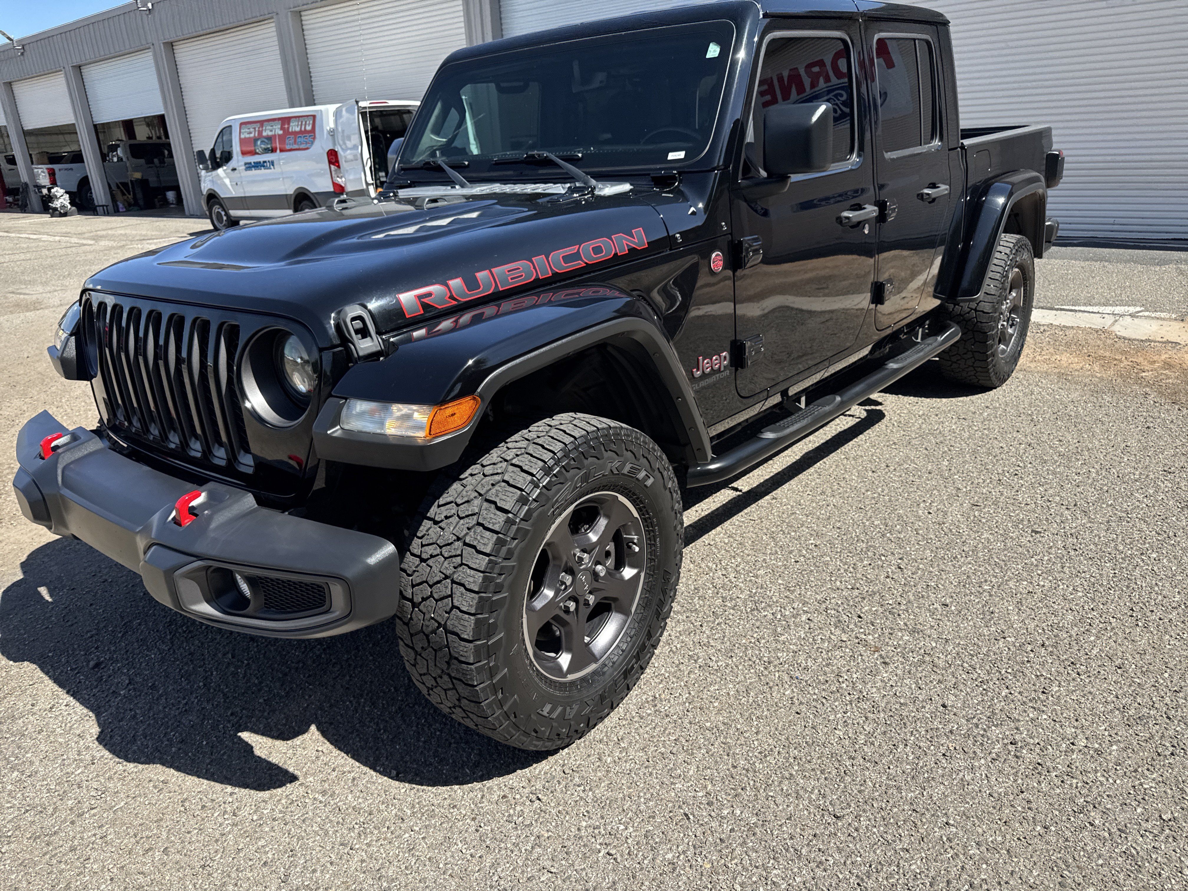 Used 2021 Jeep Gladiator Rubicon AWD/4WD image 4