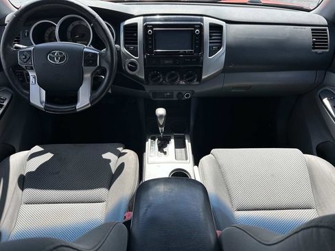 Used 2014 Toyota Tacoma 4x4 Double Cab w/ TRD Sport Package image 13