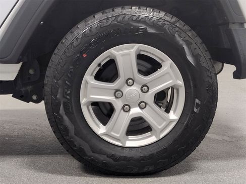 Certified 2022 Jeep Wrangler Unlimited Sport image 13