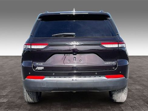 Used 2023 Jeep Grand Cherokee Limited image 4