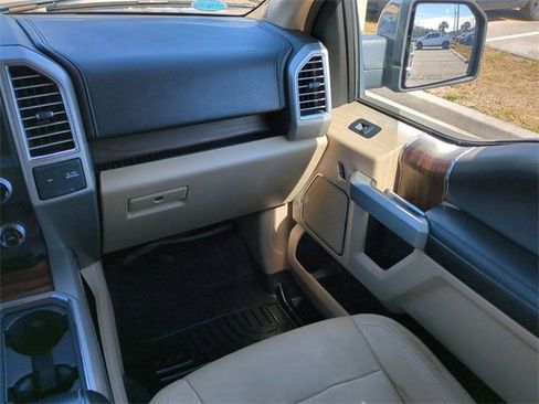 Used 2015 Ford F150 Lariat w/ Equipment Group 502A Luxury image 17