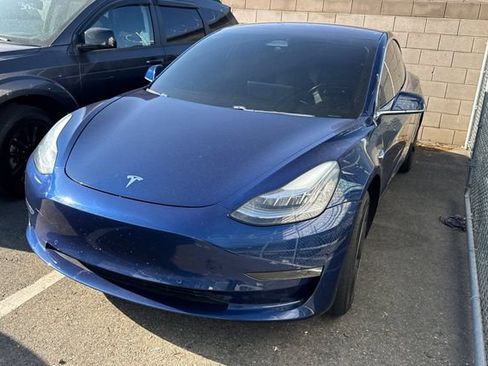 Used 2018 Tesla Model 3 Long Range RWD image 6