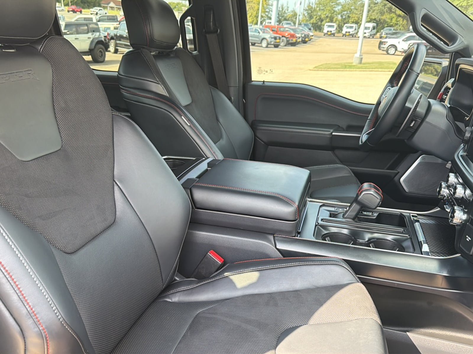 Used 2024 Ford F150 Raptor AWD/4WD image 17