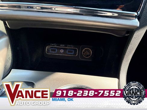 Used 2019 Jeep Grand Cherokee Altitude image 25
