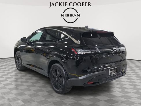 Certified 2025 Nissan Murano SV image 7