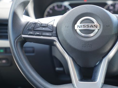 Used 2023 Nissan Sentra SV FWD image 18