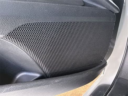 Used 2023 Toyota Camry XSE image 31