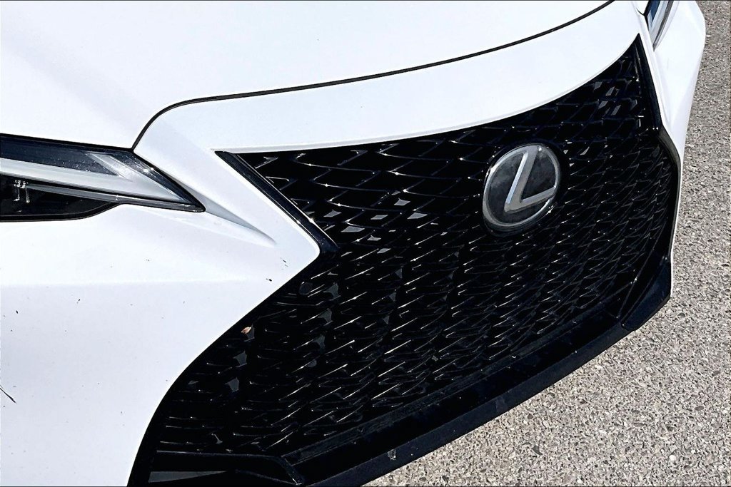 Used 2021 Lexus IS 350 F Sport w/ Navigation Package RWD image 33