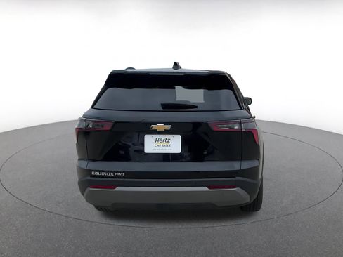 Used 2025 Chevrolet Equinox LT image 12