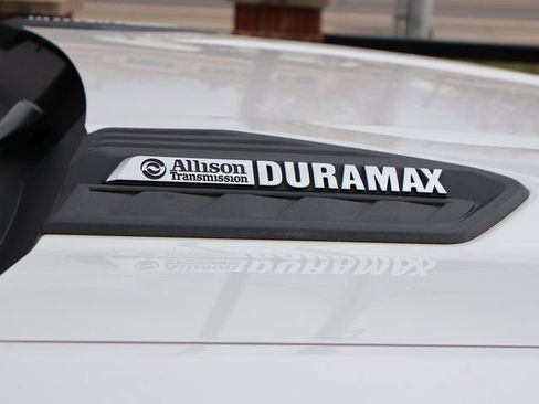 Used 2024 Chevrolet Silverado 3500 High Country w/ High Country Premium Package image 10