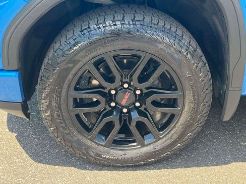 Used 2023 GMC Sierra 1500 Elevation AWD/4WD image 6