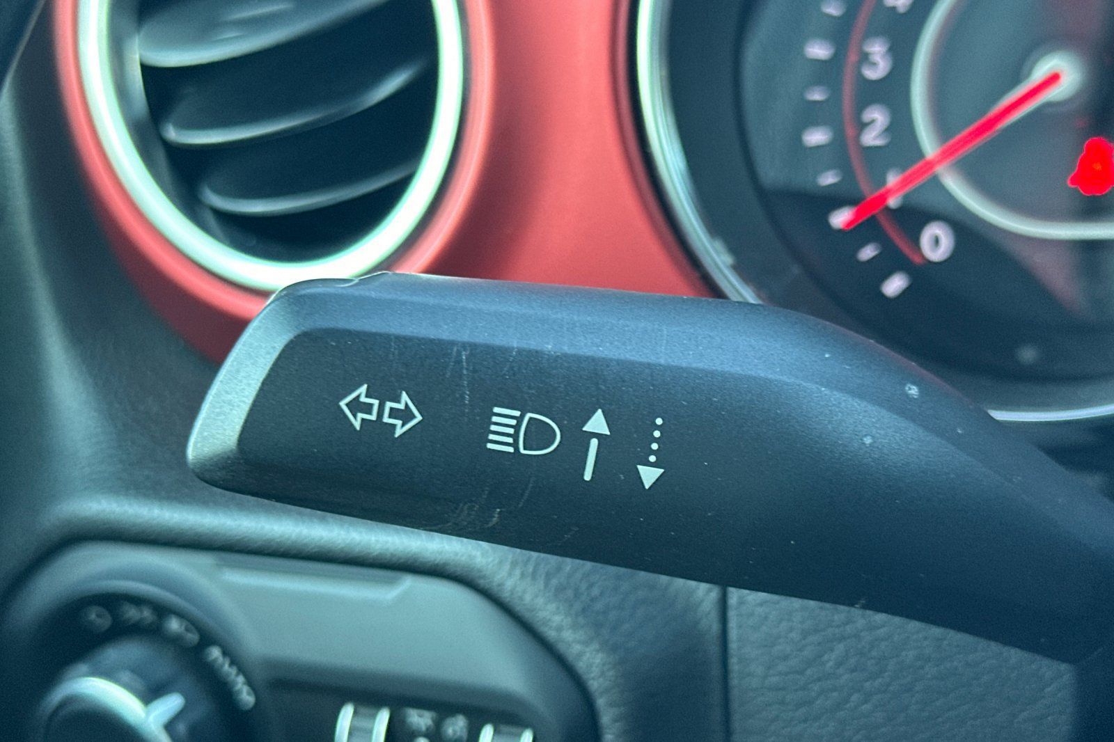 Used 2021 Jeep Wrangler Rubicon AWD/4WD image 33