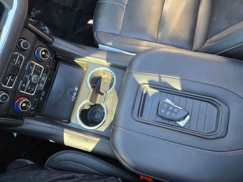 Used 2022 Chevrolet Tahoe RST w/ Luxury Package AWD/4WD image 38