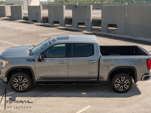 Used 2019 GMC Sierra 1500 AT4 w/ AT4 Premium Package AWD/4WD image 27