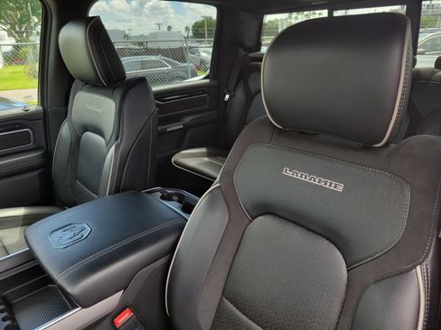 Used 2022 RAM 1500 Laramie AWD/4WD image 24