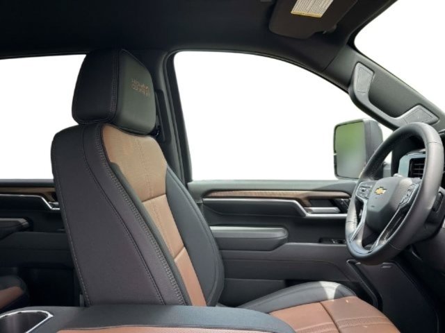 New 2026 Chevrolet Silverado 2500 High Country w/ High Country Premium Package AWD/4WD image 14