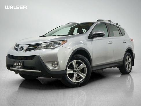 Used 2015 Toyota RAV4 XLE AWD/4WD image 1