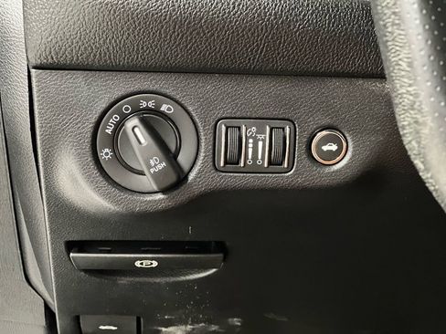 Used 2017 Dodge Challenger SRT w/ Technology Group image 24