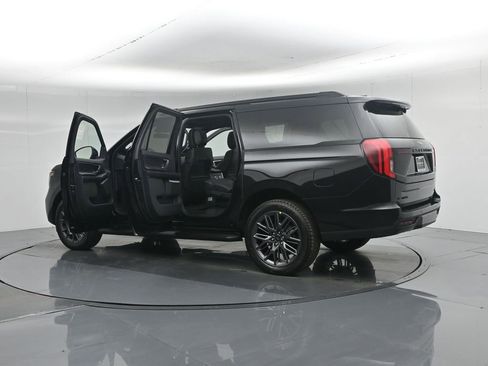 New 2026 Ford Expedition Max Platinum w/ Stealth Appearance Package image 36