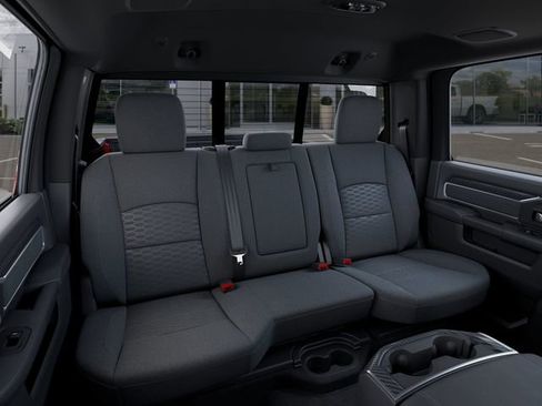New 2026 RAM 2500 Big Horn AWD/4WD image 16