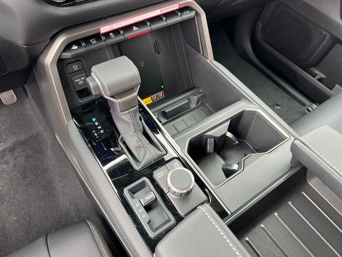 New 2026 Toyota Tundra Limited AWD/4WD image 23