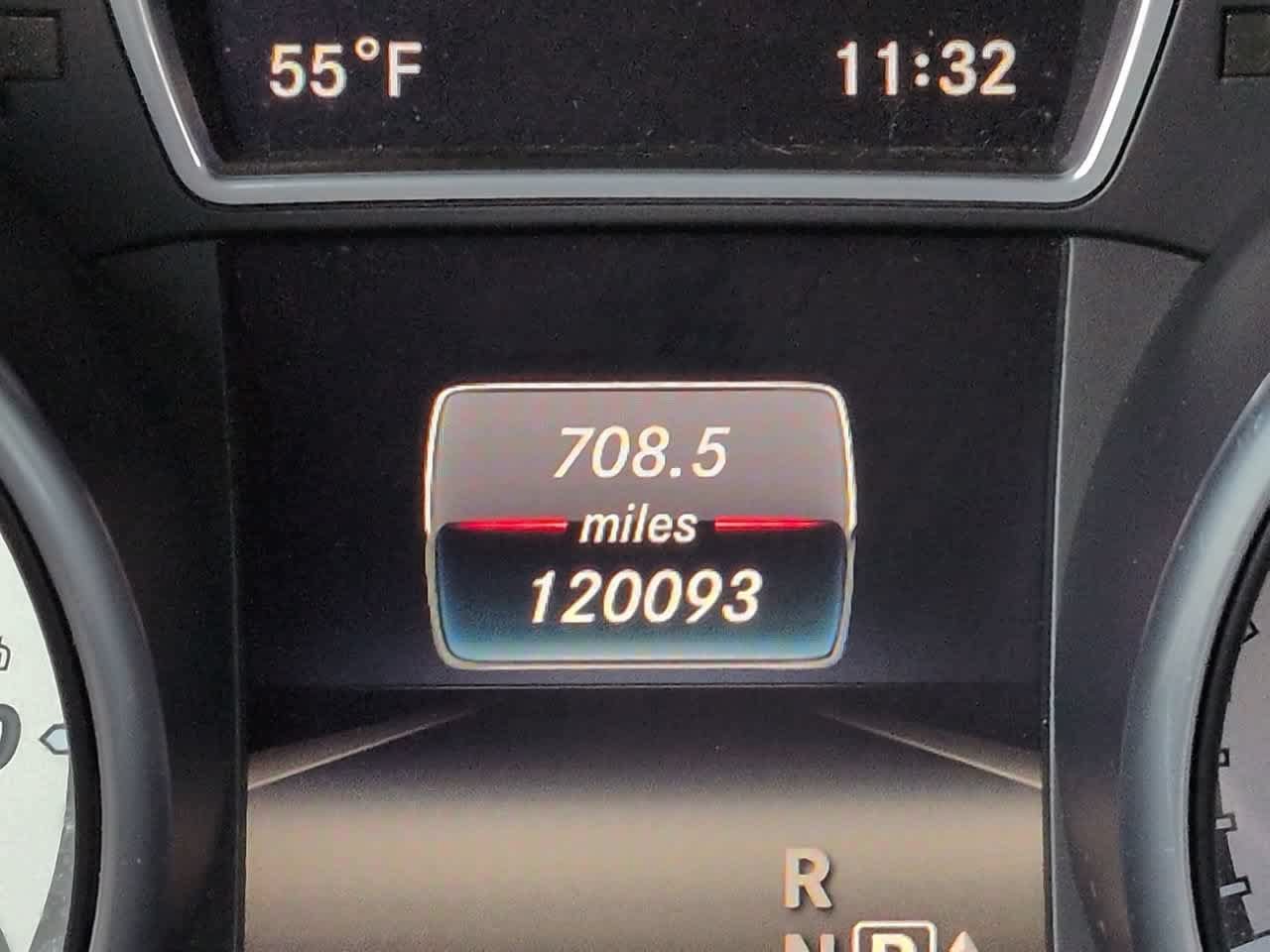 Used 2016 Mercedes-Benz CLA 250 image 25