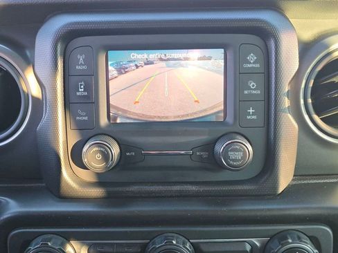 Used 2021 Jeep Wrangler Unlimited Sport image 20