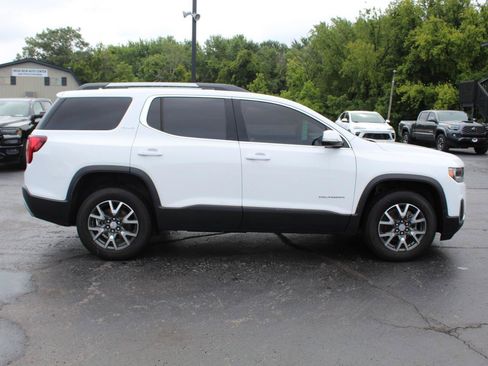 Used 2023 GMC Acadia SLE w/ Driver Convenience Package AWD/4WD image 4