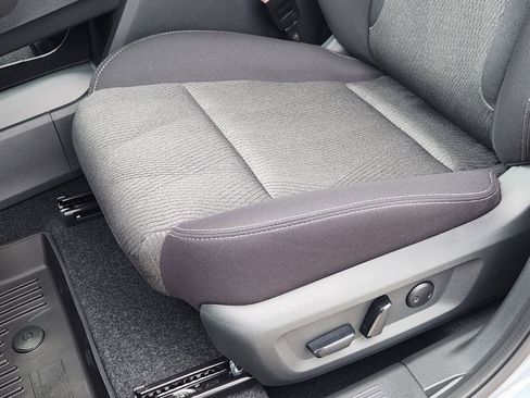 New 2026 Nissan Rogue SV FWD image 17