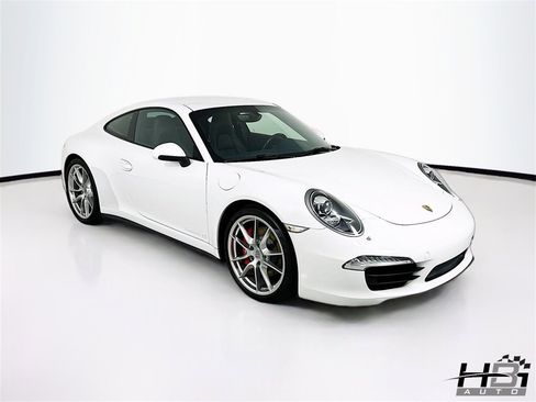 Used 2013 Porsche 911 Carrera 4S image 4