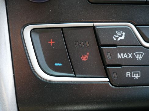 Used 2019 Ford Fusion SE AWD/4WD image 33