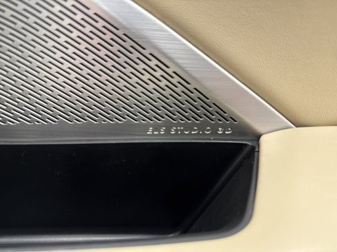 Used 2023 Acura MDX SH-AWD w/ Advance Package image 27