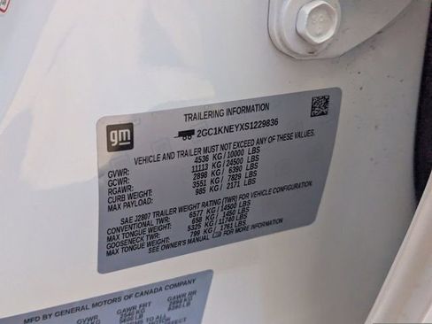 Used 2025 Chevrolet Silverado 2500 LT w/ Convenience Package image 35