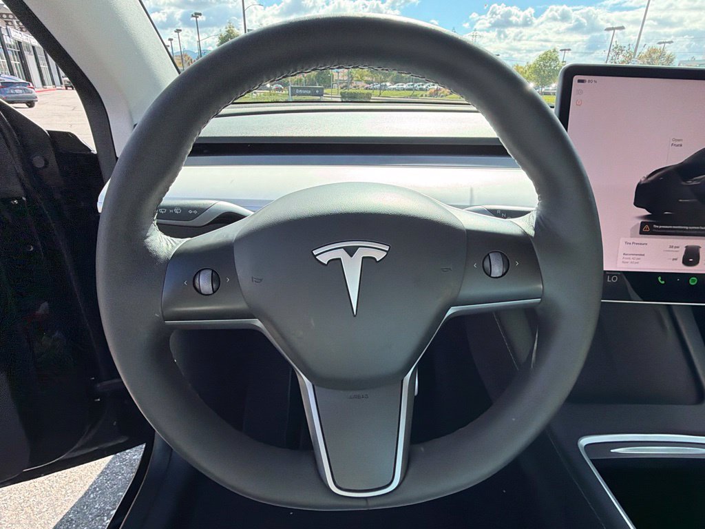 Used 2023 Tesla Model Y Performance AWD/4WD image 24