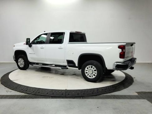 Used 2023 Chevrolet Silverado 2500 LT w/ Convenience Package AWD/4WD image 6